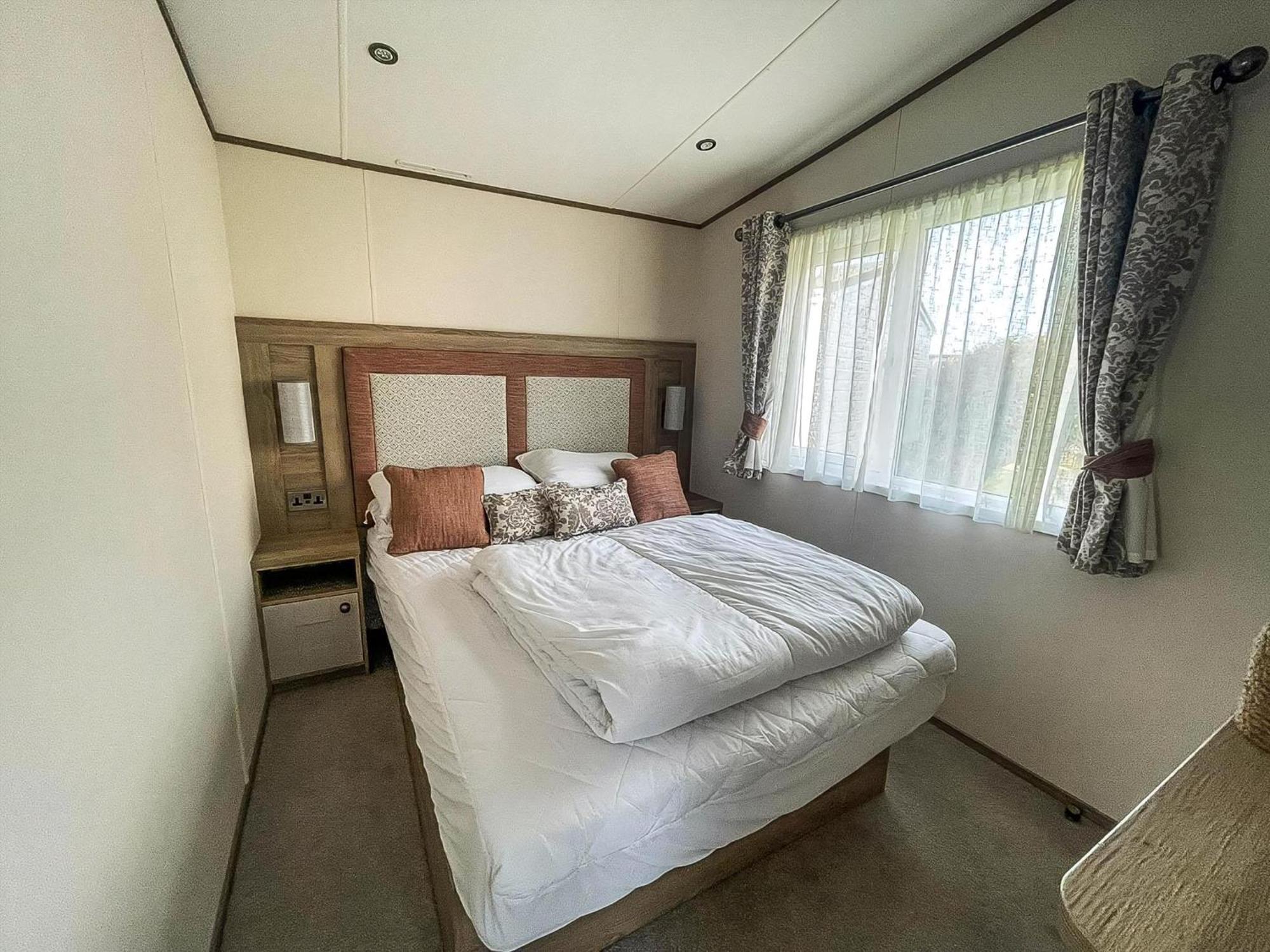 Stunning 8 Berth Caravan With Decking At Kessingland Beach Ref 90017D Benacre Luaran gambar