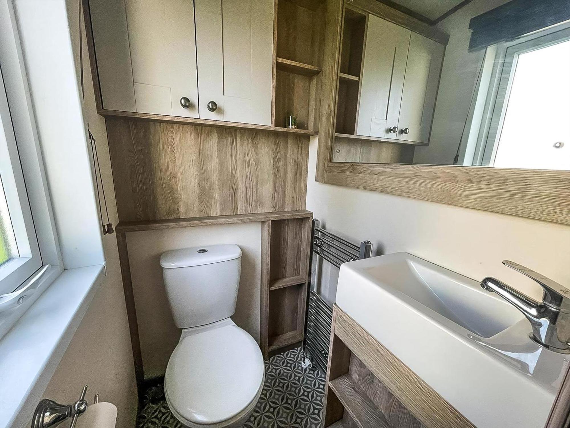 Stunning 8 Berth Caravan With Decking At Kessingland Beach Ref 90017D Benacre Luaran gambar