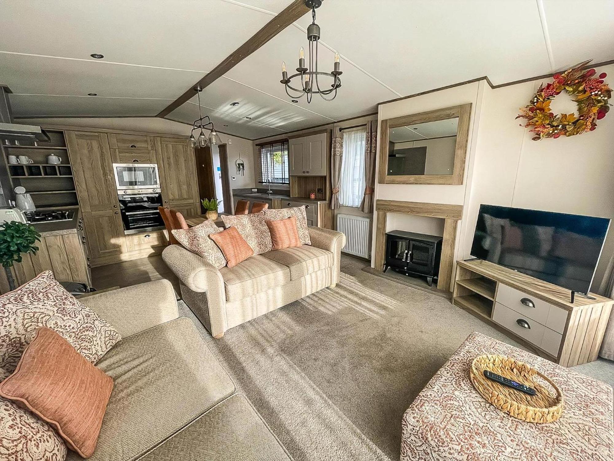 Stunning 8 Berth Caravan With Decking At Kessingland Beach Ref 90017D Benacre Luaran gambar